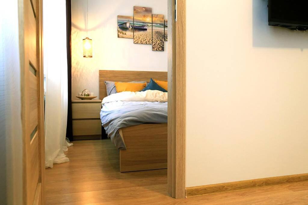 Bright Apartment,For 1-4,Near Old Town วิลนีอุส ภายนอก รูปภาพ